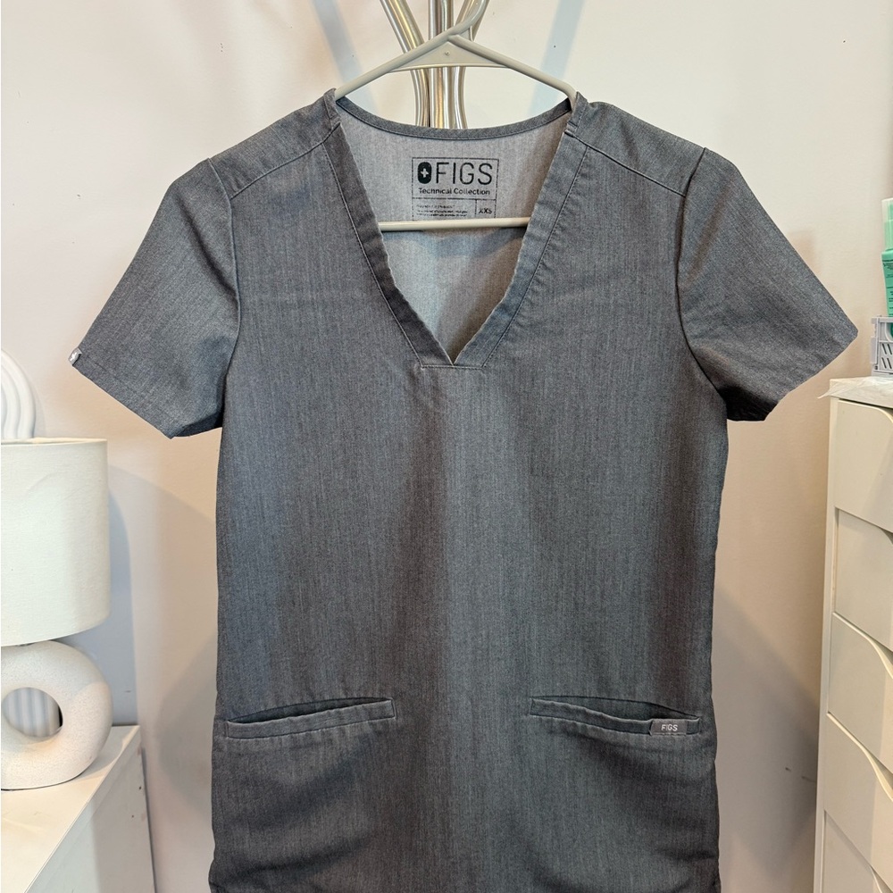 FIGS Gray Scrub Top